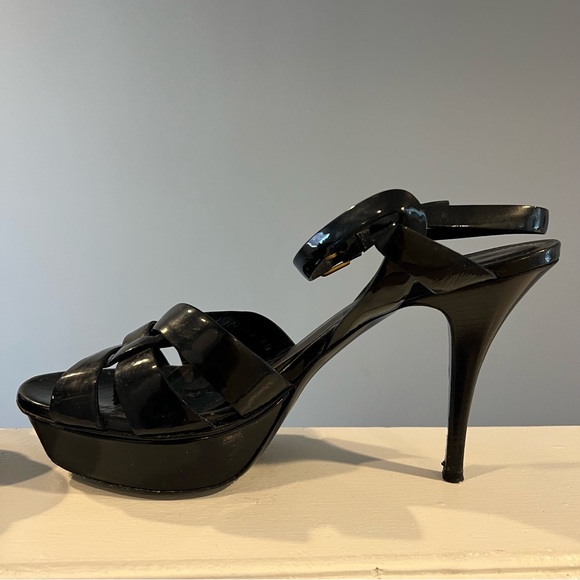 Yves Saint Laurent Black Patent Tribute Sandals - Picture 7 of 8